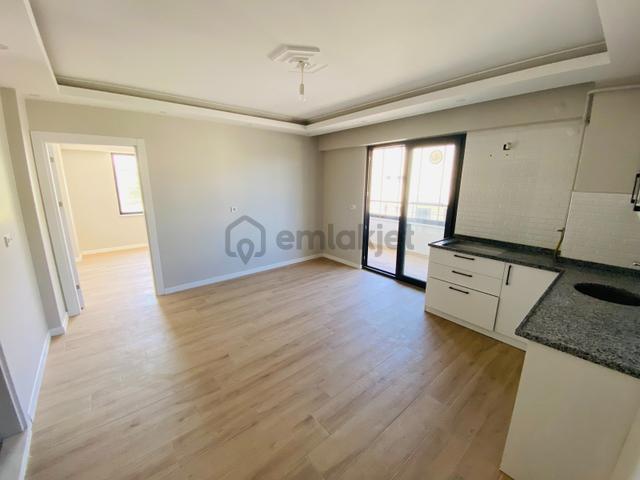 Bora Emlak'dan Yunus Emre Mahallesin'de Kiralık 1+1 Daire 5