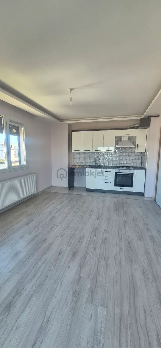 Bornova Doğanlar Da 2+1 Kiralık Lüks Daire 1