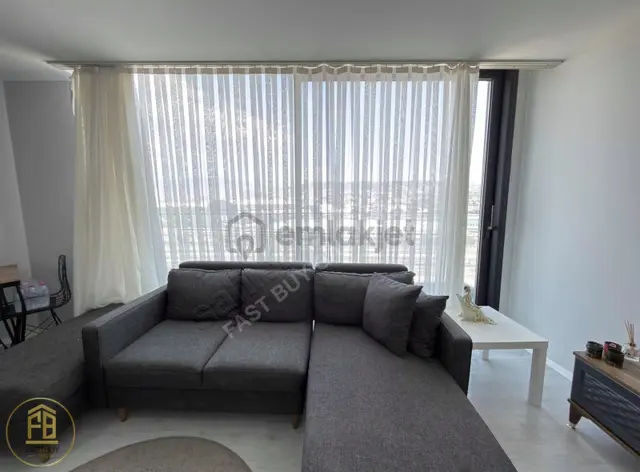 Konak Halkapınar İnci Tower Da Satılık 1+1 Eşyalı Daire 5
