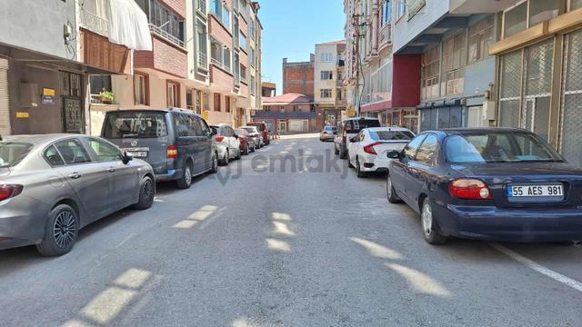 Akdur'dan Dev Gross Marketin Yanın'da 270 M² Kiralık Dükkan 3