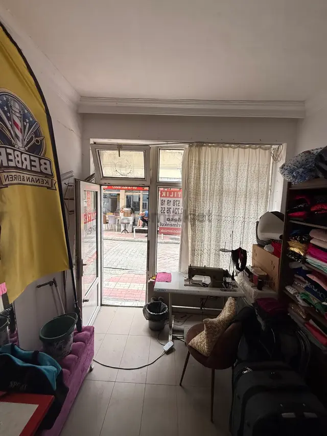 Gazi Caddesi Altı Satılık Dükkan