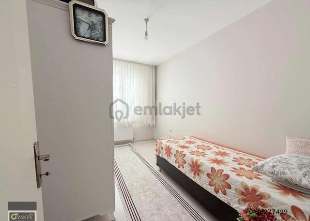 Çayırova Uğurmumcu Cad'sinde 5+1 Asansörlü Satılık Üst Dubleks 5