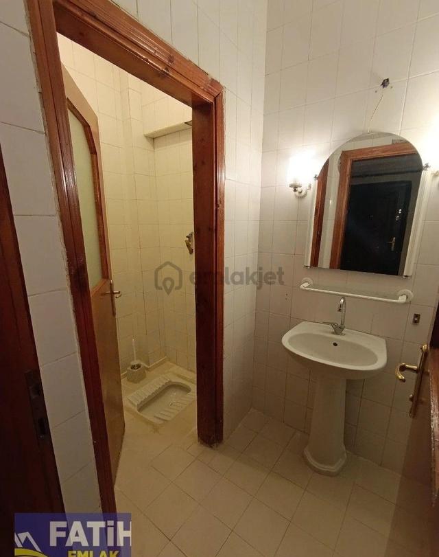 Halil Ağa Mah Kale Yolunda Kiralık 3+1 Daire 5