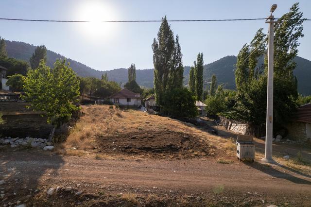 [yayla Ceylan-incealiler] 932m2 Köyiçi İmarlı Arsa 2