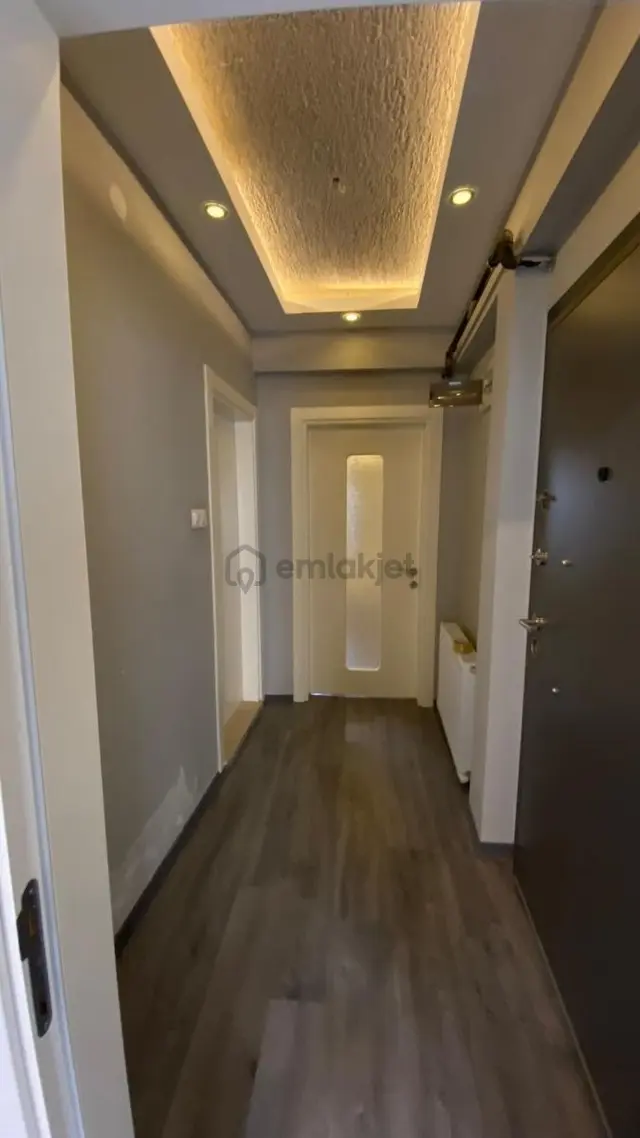 İnegöl Merkezde Kiralık 1+1 Daire 3