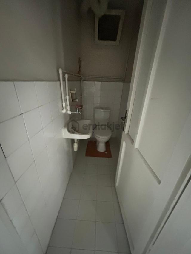 Cengiz Topel Kanarya 2 Sokak Kiralık 2+1 Daire Eski Bina 5