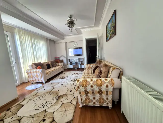 Hastane Yakını Vatan Mah.'de,ara Kat,asansörlü Bakımlı Daire 2