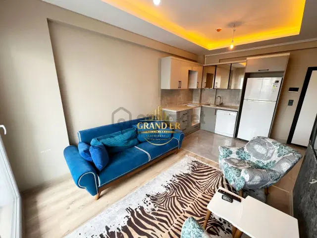 Mersin Mezitli Akdeniz Mah Full Eşyalı Satılık 1+1 Daire 5