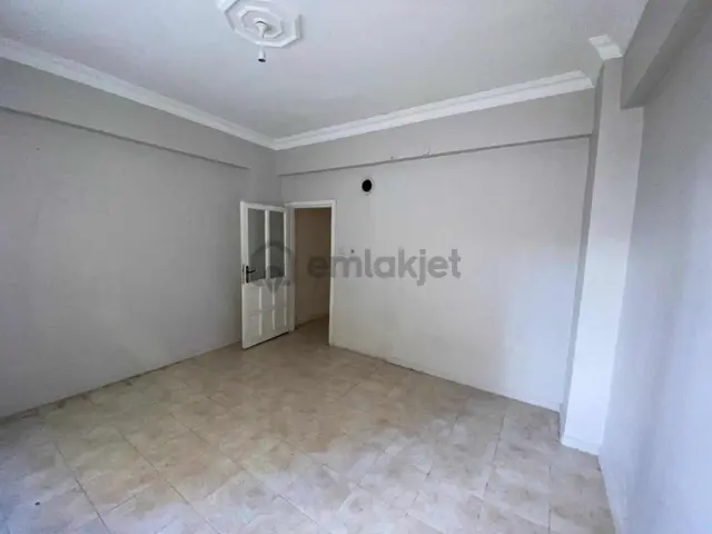 Atakent Kiralık 2+1 Giriş Kat 3