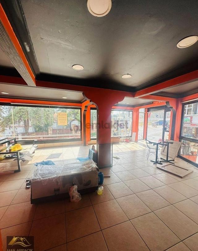 Fatih Cerrahpaşa Mahallesi Kiralık Dükkan 3