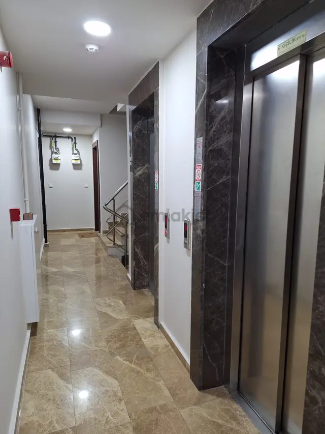 Şişli-19 Mayıs'da Yeni Bina'da Eşyalı Fırsat 1+1 Daire 3