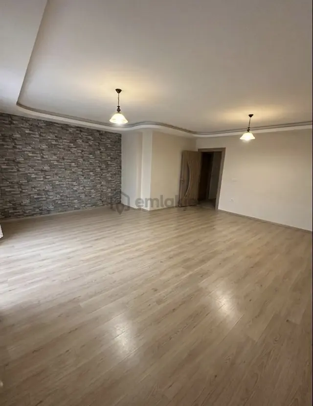 Akgül Emlak'tan Barbaros Mahallesinde Satılık Daire 1