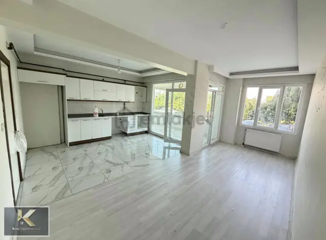 Fuar Alanı Yanında Kiralık 3+1 Daire 1