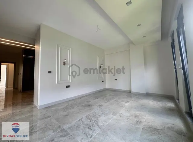 İzmit Kabaoğlu'nda Müstakil Bahçeli 4+2 Tripleks Villa 4