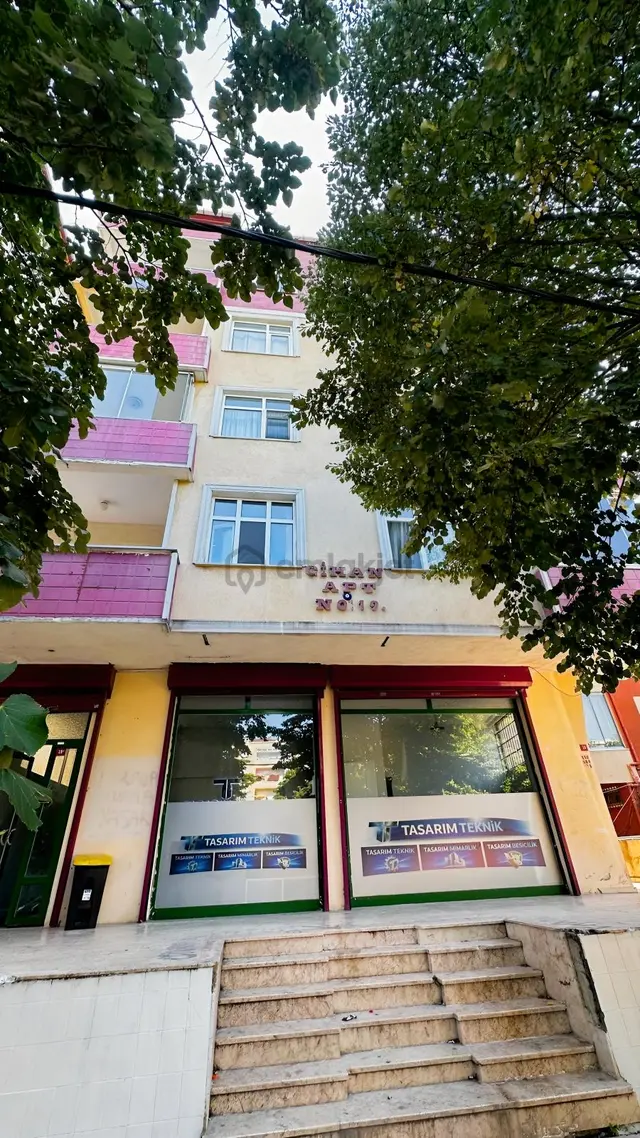Pendik Esenyalı Fatih Mahallesinde Caddeye Yakın Satılık 3+1 2