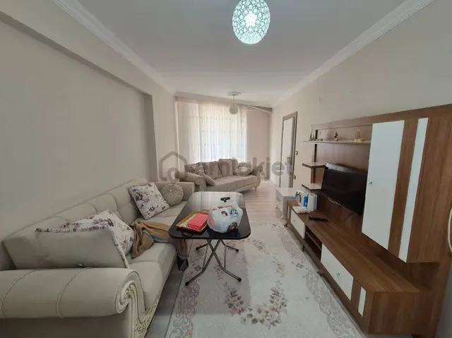 Kiralık Eşyalı 2+1 Daire Suluova Hürriyet Mahallesi Hastahaneye Yakın Mesafededir 1