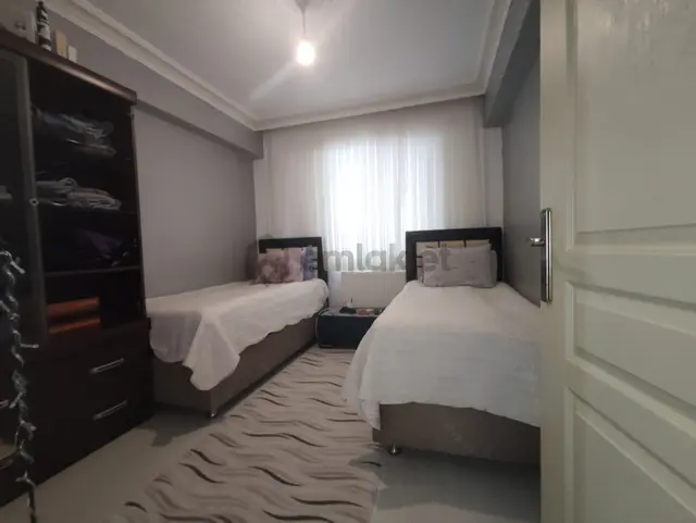 Yılmaz Gayrımenkulden Ebeveyn Banyolu Geniş M2 3+1 Satılık Daire 3