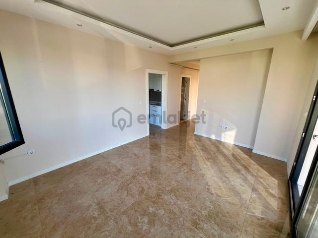 1200 Evler Mahallesinde Satılık 2+1 Daire 5
