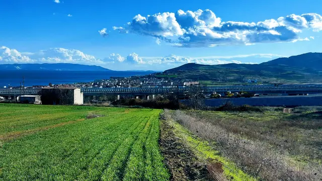 **full Deniz Manzara** Asyaport Liman Yoluna Cepheli**kumbağ Mahallesine 1 Km Yakınlıkta Köşe Arsa** 5