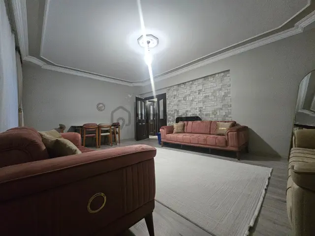 Merkezi Harika Konumda Cadde Üzeri Satılık Geniş 4+1 Daire 2