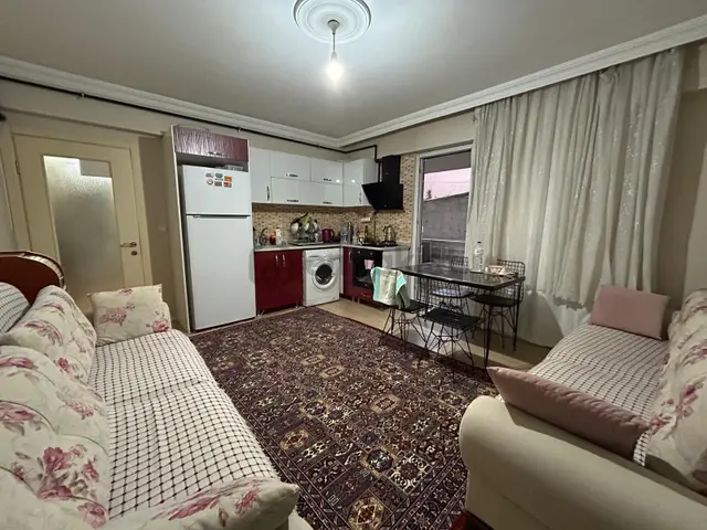 Yükselden Edremitte Yeni Binada D.gazlı Bahçeli Eşyalı 2+1 Satılık Daire 5