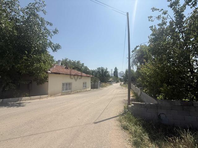 Remax Dem'den Kavakyolu Mevkiinde 3 Kat İmarlı Satılık Arsa 4