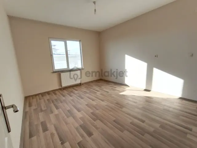 Yeni Rota Emlaktan Satılık 3+1 Daire 5