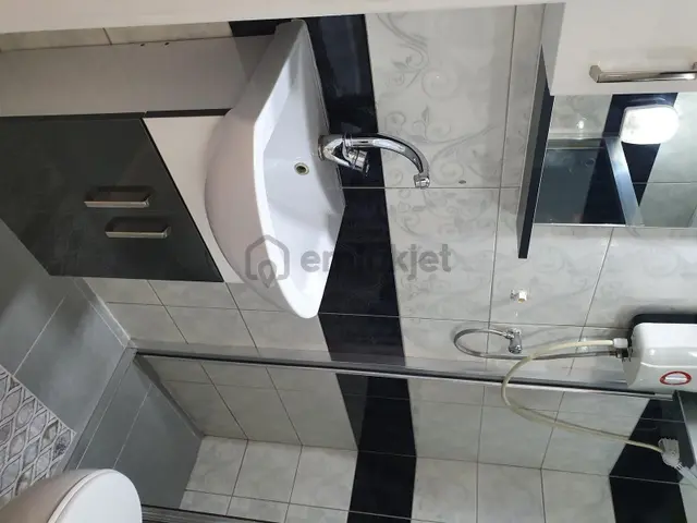 Yeni Rota Dan *yapılı *eşyalı *güzel Konumda Kiralık 2+0 Daire 2