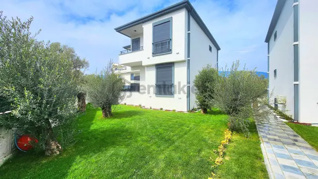 Gümüş'den Zeytinli'de Tasarım Harikası Doğa İle İç İçe Ultra Lux 5+1 Villa 1