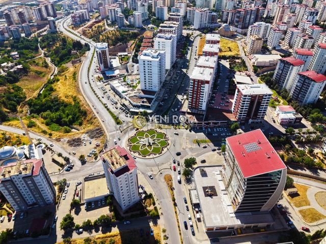 Yeni Rota'dan Maraş Modern Sit Migros Civ Devren Kiralık İş Yeri 2
