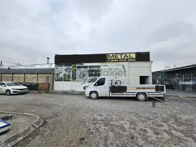 Marangozlar Sanayi’de Metalciler Çevresinde 100 M2 Satılık Dükkan 1