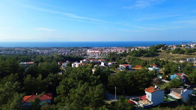 Kuşadası Soğucak'ta Kısmi Deniz Manzaralı, Villa İmarlı 2 Parsel 5