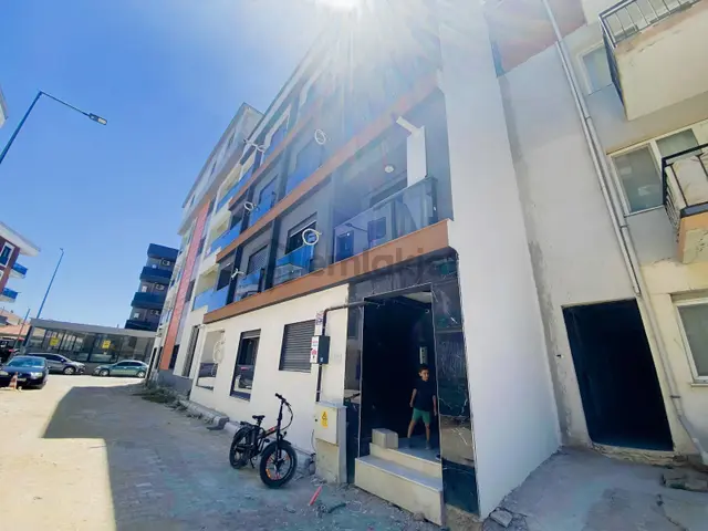 İzmir Menemen Seyrek Merkezde Satılık 2+1 Daire 1