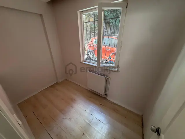 Şeref Emlak Satılık Bahçekatı 3,200,000 Tl 5
