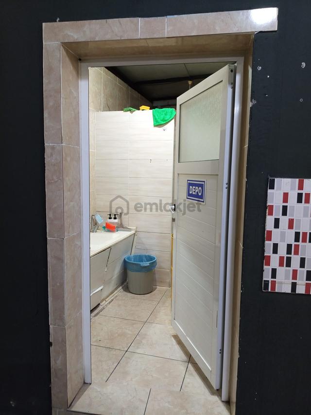 Kemalpaşa Merkezde Ana Cadde'den 1 Parsel İçerde 2 Katlı Dükkan 4