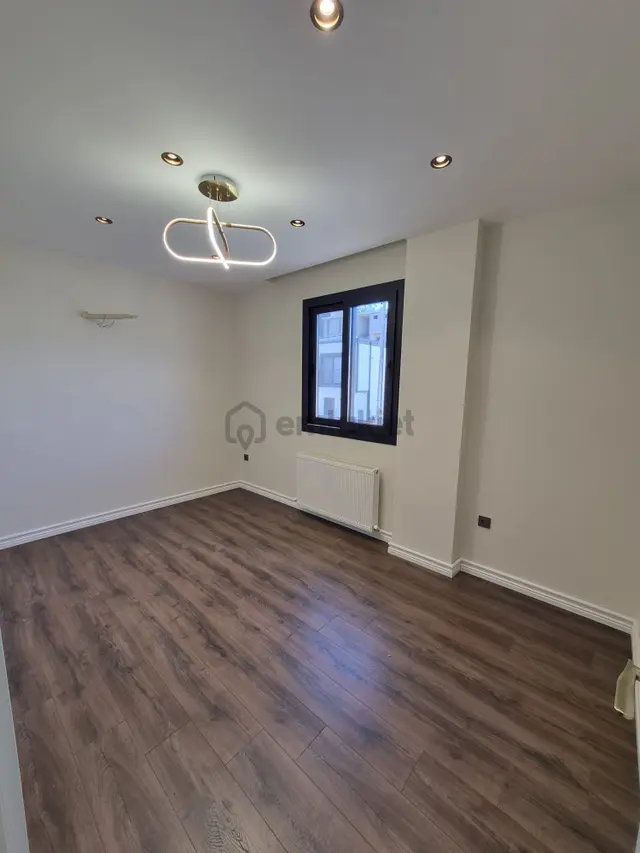 4+1 Çınarlı Tripleks Sıfır Villa 3balkon Havuz 200m2 Otopark 300m Arsa Teras G.oda 2banyo Barbekü 3