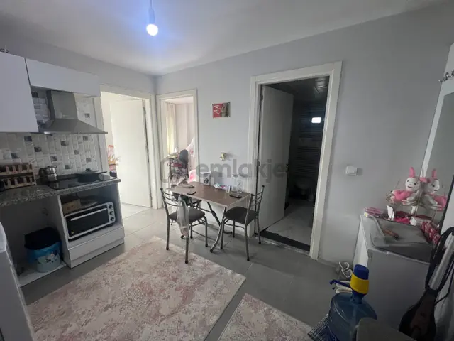 Seyrekte Önü Açık Eşyalı Kiracılı Full Kredili 2+0satılık Daire 4