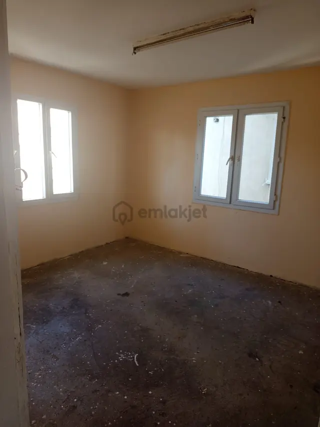 Kiralık Aylık 2+1 Yeşilyurt 3kat Kapalı Mutfak Geniş 2balkon 8,000tl. 5