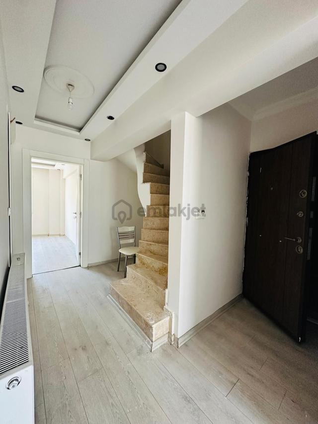 Nazilli Emlaktan-satılık Kurtuluşta Teraslı 2+1 Dublex Daire 3
