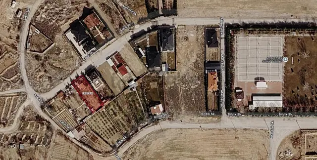 Sille Ak Mah'de Güzel Konumda Hazır Bahçe 662 M² Satılık Villa Arsası !!!!!! 4