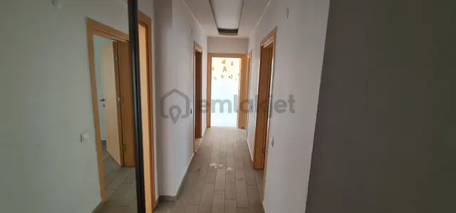 Burhaniye Mahkeme'de Yatırımlık, Merkezi Konumlu 3+1 Daire 4