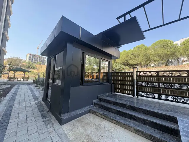 Çiğli Site İçerisinde Müstakil Bahçeli 3+1 Tripleks Daire 4