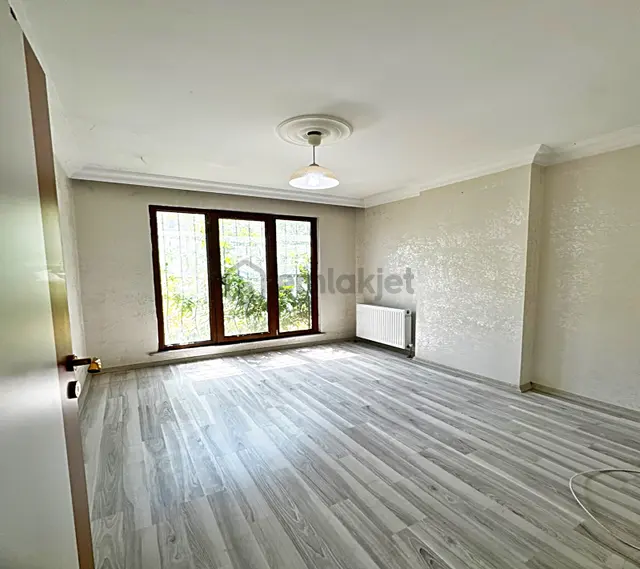 Mehterçeşme Mah Çok Büyük Uygun Fiyata Yeni Bina Metrobüse Yakın 1