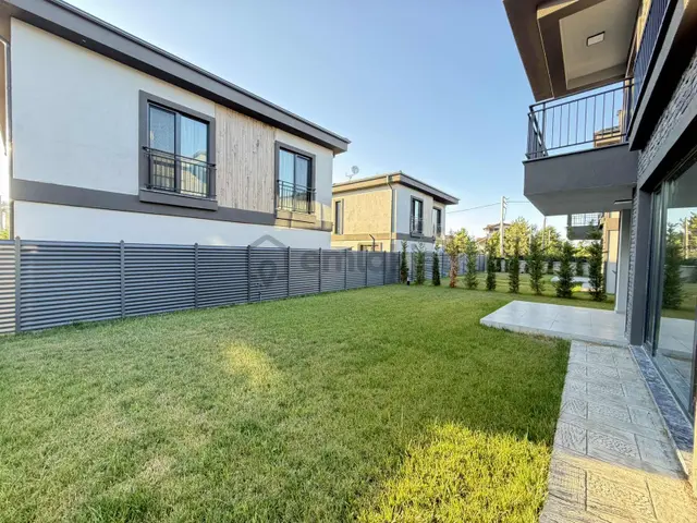 Enya'dan Şıralık Mah. Asmalı Begonvılde 5+1 Tekil Villa 2