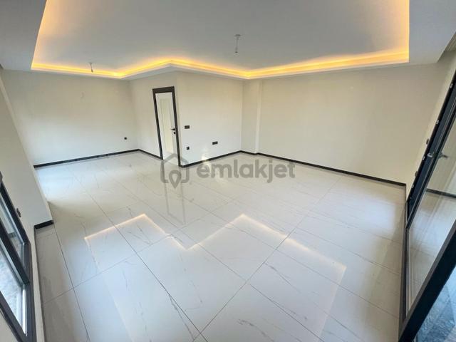 Akçay Aras Emlaktan Gürede 5+1 Müstakil Geniş Villa 1