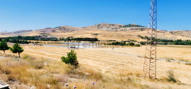 Beynam Mahallesinde 10,600m2 Tek Tapu Kıymetli Yatırımlık Arazi 4