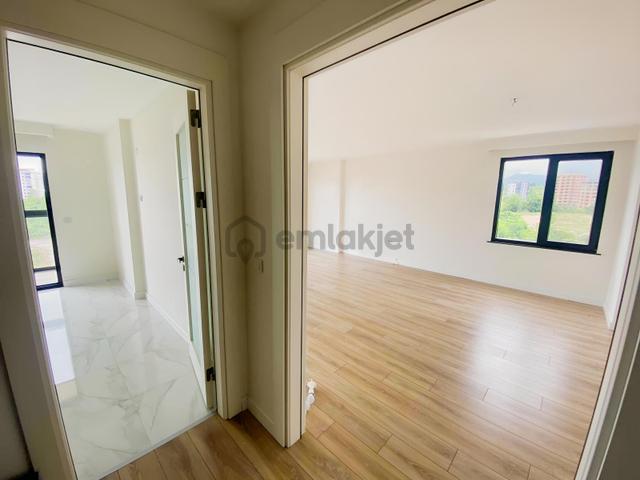 Realty World Karşıyaka Mah.riva Park 3+1 Kiralık Daire 4