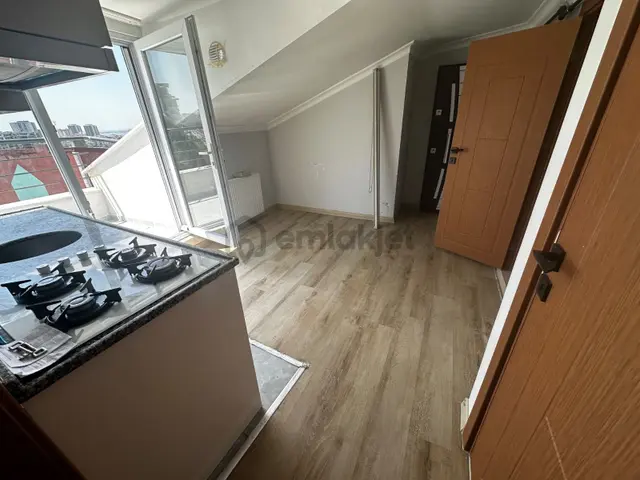 Trcihen Kadin Hmşire M.a.ersoy Hastnesi'ne 200m2 Yenbinada Kirlk 2