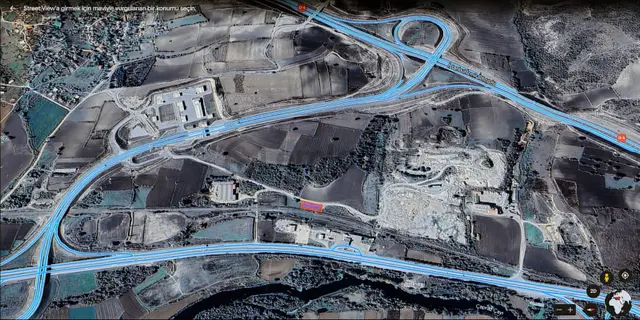 Susurluk'ta Anayol Üstü 100 Binlik Planda Satılık 1.500 M2 Tarla 5