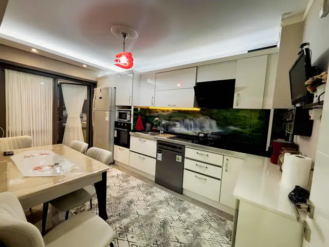 Kerman'dan Site'de 5.ara Kat Full Yapılı Masrafsız 3+1 Daire 1